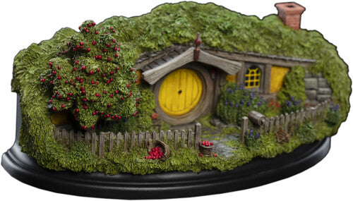 WETA Workshop Polystone - 13 Apple Orchard Hobbit Hole