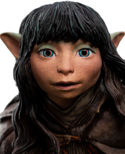 WETA Workshop Polystone - The Dark Crystal: Age of Resistance - Rian the Gelfling 1:6 Scale Statue