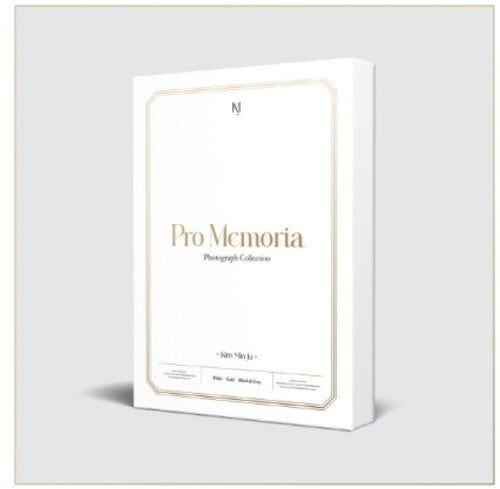 Pro Memoria (180pg Photobook, Illustration Calendar, 2 Stickers, 2 Photocards + Poster)