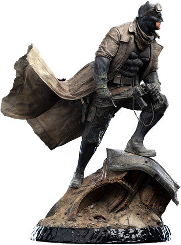 WETA Workshop Limited Edition Polystone - Zack Snyder's Justice League: Batman 1:4 Scale Statue