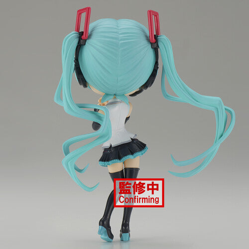 BanPresto - Q Posket - Hatsune Miku V4X Style (Version B) Statue