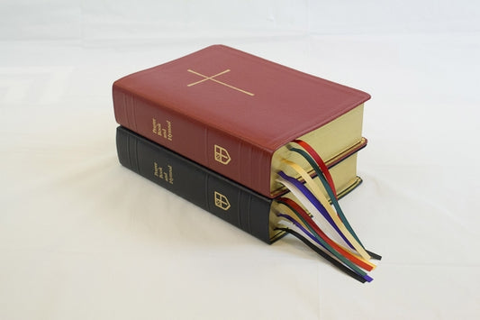 The Book of Common Prayer and Hymnal 1982 Combination: Red Leather by Church Publishing Incorporated